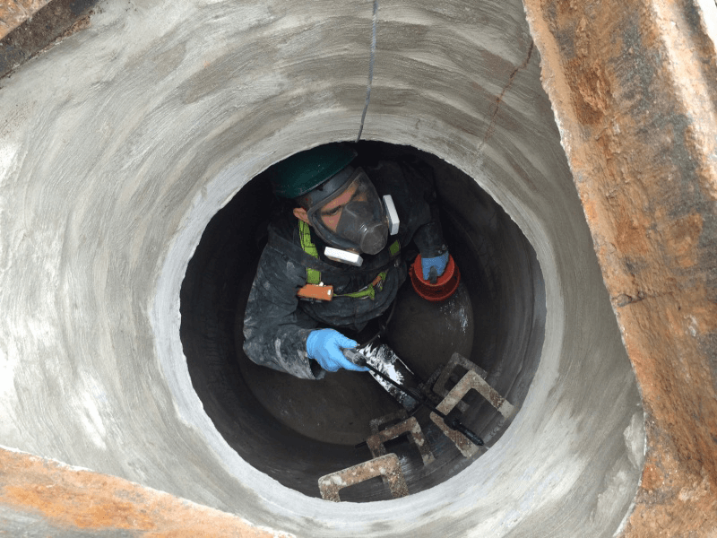 manhole waterproofing