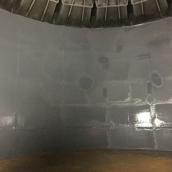 Following the passing of the salt test the tank internals were prepared by method of abrasive blasting using recycled glass media.