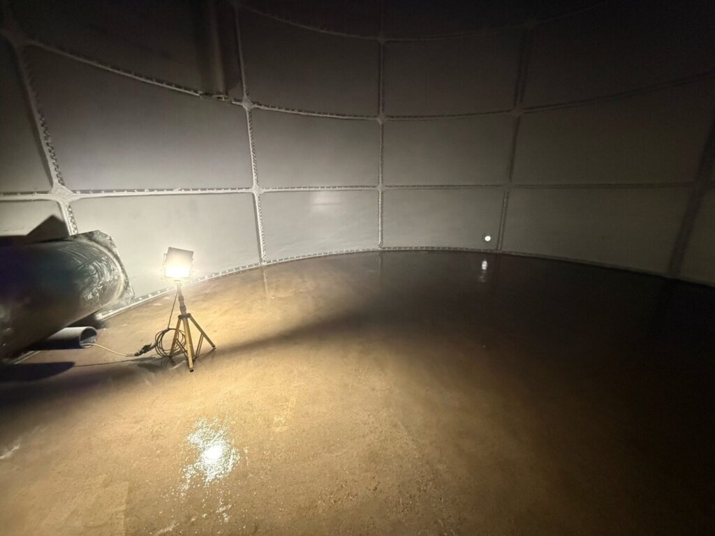 Concrete Tank Lining Amsterdam 08 Tank Lining Primer Application