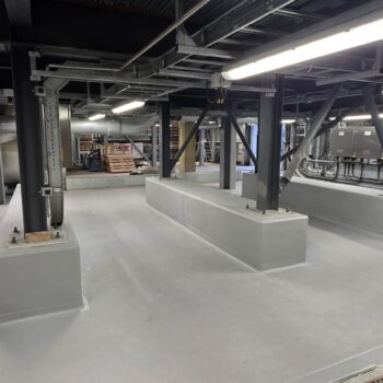 Heat Exchanger Floor Screed Suffolk 13 - Completed Polyurethane Floor and Coved Plinths